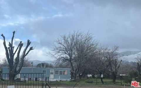 Photo of 14140 Roberts Lane, Weldon, CA 93283 (MLS # 25598557) Photo of 14140 Roberts Lane, Weldon, CA 93283 (MLS # 25598557)