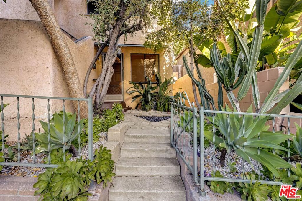 3109 Berkeley Avenue