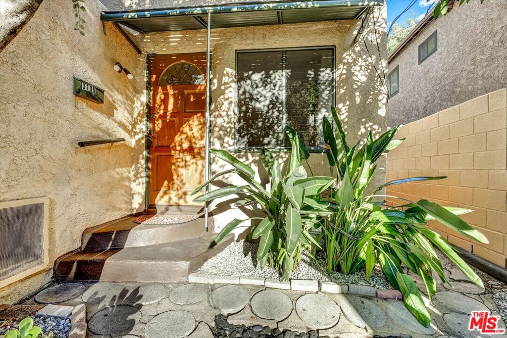 3109 Berkeley Avenue