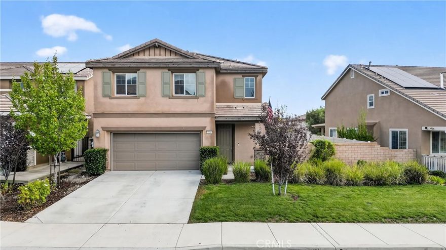 Welcome to Rosena Ranch!! The family friendly community that it is known for! This beautiful home offers 3 bedrooms plus a loft, nice pool size backyard with a new patio perfect for family gatherings. House has solar that will be transferred to the new buyer 

Just a short walk to the resort style pools, splash pad, fitness center, clubhouse. You will never want to leave this community everything is here. Elementary school within minutes away in the community. Rosena Ranch residents are a close knit involved community especially during the holiday's. Perfect for kids! Come see this home that you can call yours!