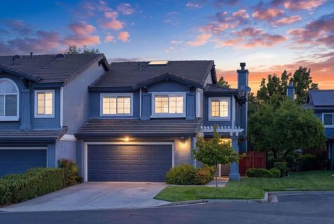 Photo of 1528 Corte Reina CMN, Livermore, CA 94551 (MLS # ML82049732)