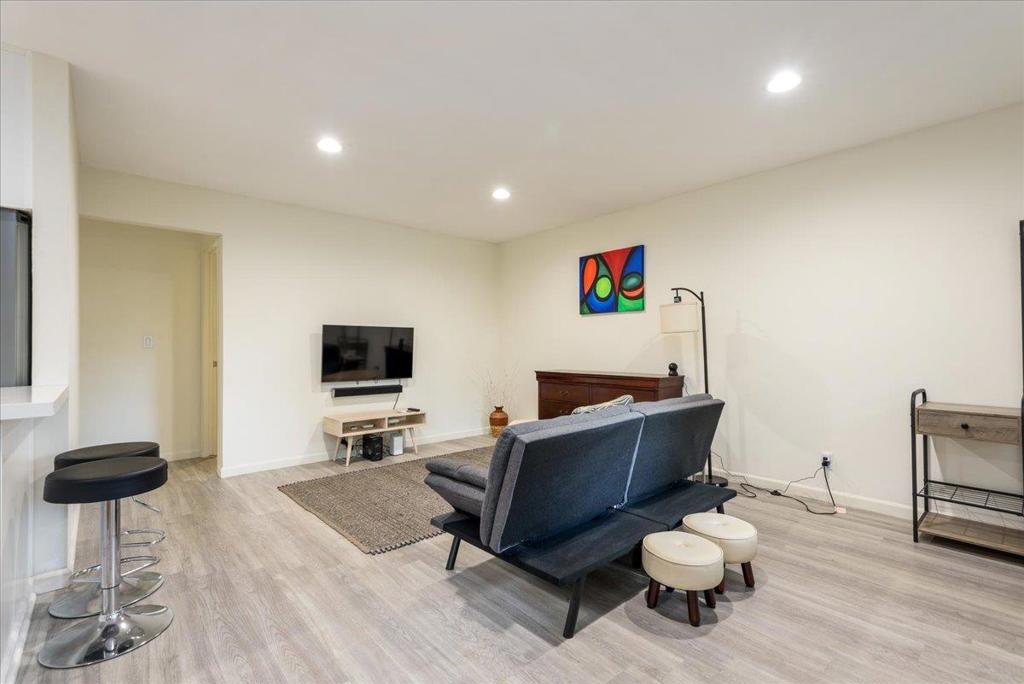 185 Union Avenue 35