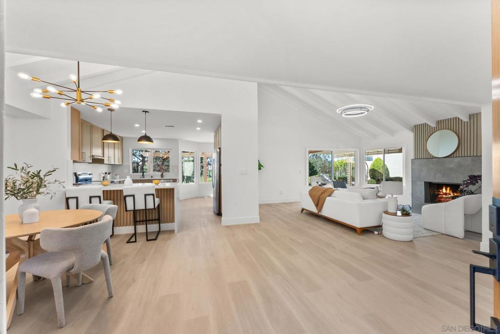 18038 Caminito Balata