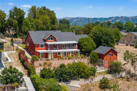 Photo of 513 Camino de Gloria, Walnut, CA 91789 (MLS # WS26095268)