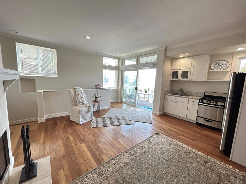 2510 Montgomery B