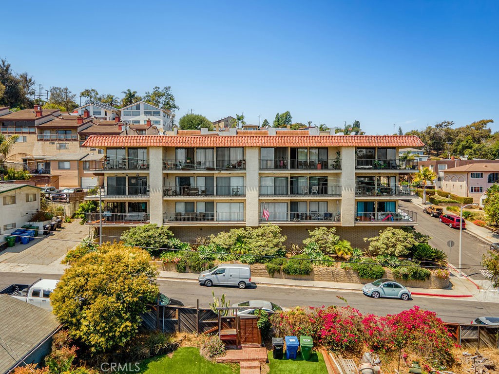 Welcome to your dreamy coastal escape in San Pedro! This spacious 3-bedroom, 2-bathroom condo is a masterclass in style and comfort, boasting an impressive 1,590 square feet of living space. Step inside and be greeted by a flood of natural light that dances playfully through the open-concept layout. The panoramic ocean and harbor views from the expansive, wrap-around balcony will have you believing in love at first sight. The kitchen is open and inviting, perfect for culinary adventures or simply grabbing a quick snack. And for those moments when laundry can’t wait, rejoice in the convenience of an in-unit laundry setup. The large primary suite is your private retreat, featuring ample closet space to satisfy even the most avid fashion enthusiast. Need extra storage? An additional large storage room on the same level could double as a workroom or office, giving you flexibility in your living space. 2 parking spaces are located in the subterranean garage. Coastal living has never looked so good!