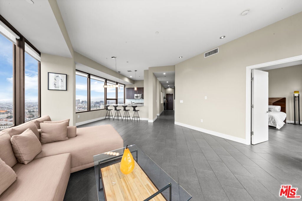 1100 Wilshire Boulevard 2411, Los Angeles CA 90017
