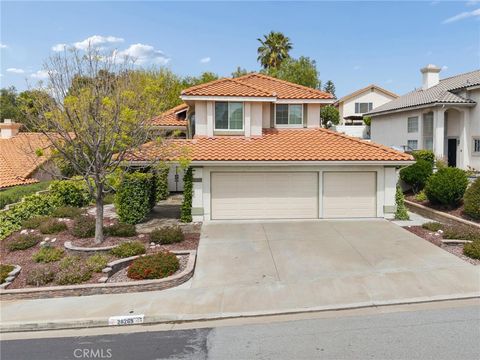 Photo of 28269 Rodgers Dr, Saugus, CA 91350 (MLS # SR26090977)