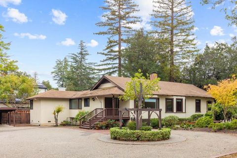 Photo of 17 Oak Street, Los Altos, CA 94022 (MLS # ML82025461)