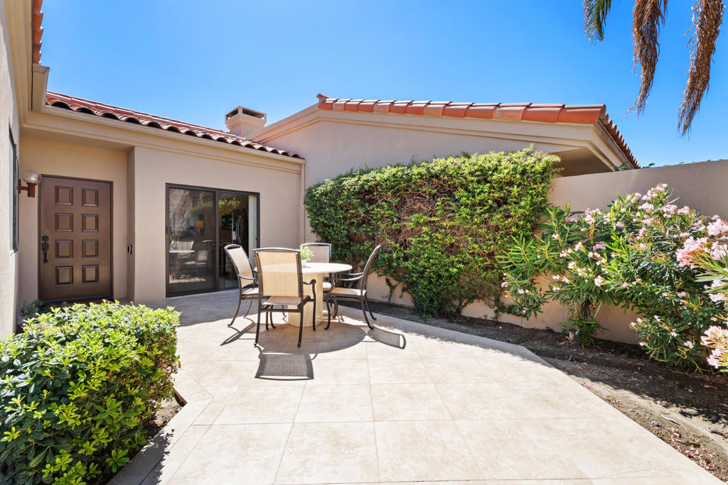 76651 Begonia Lane