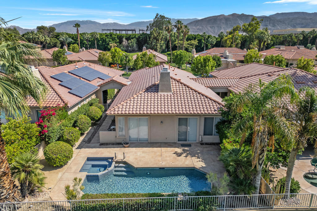 182 Kavenish Drive