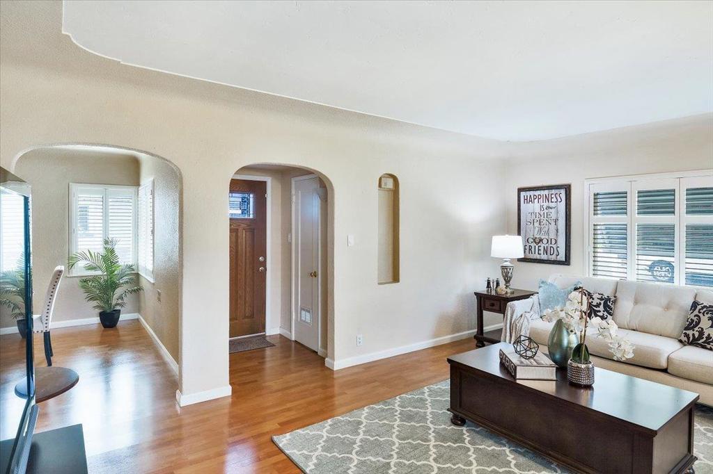 1010 5th Street