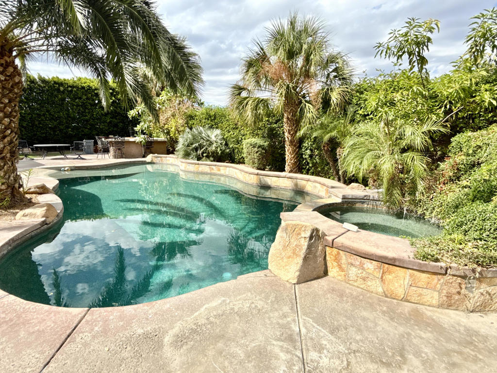 Bella Vida - Residential Lease