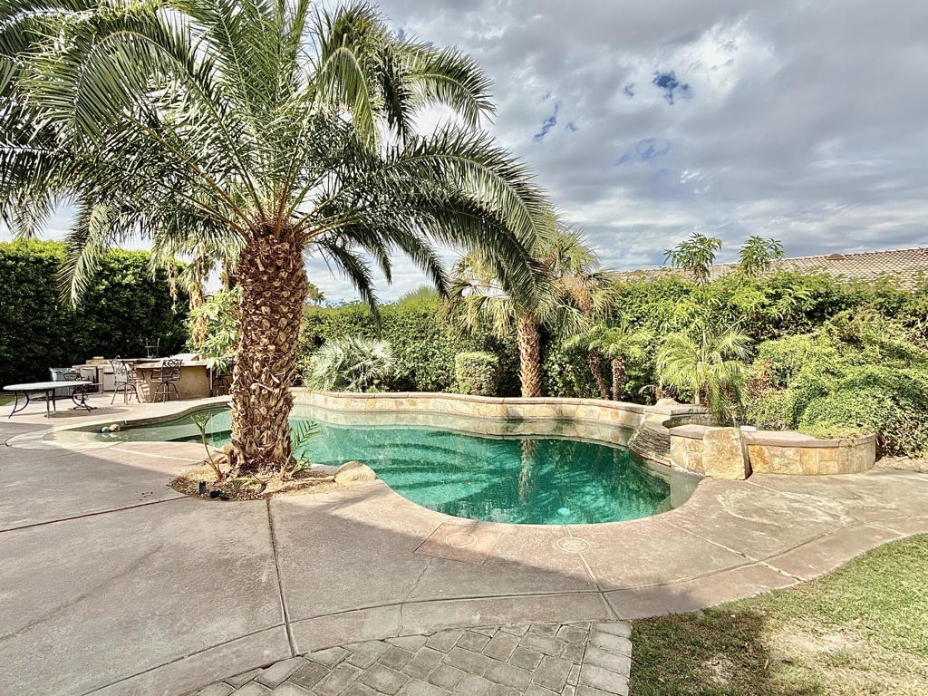 Bella Vida - Residential Lease