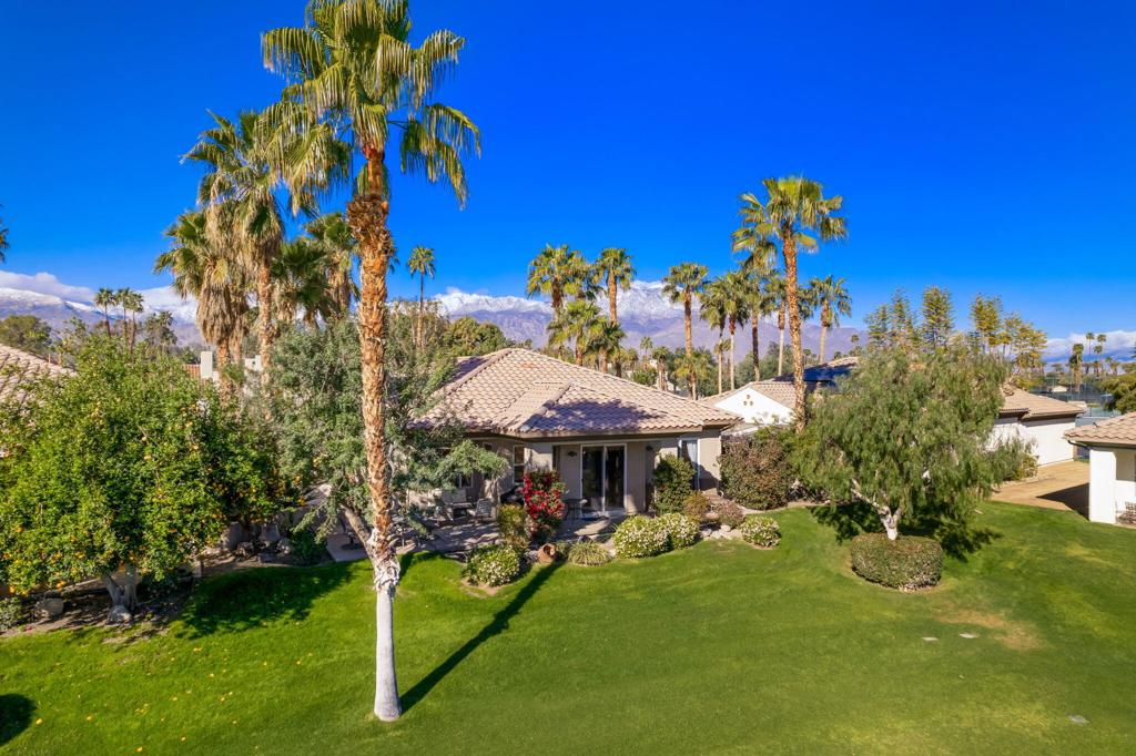 Mission Hills/Lake Front - Residential