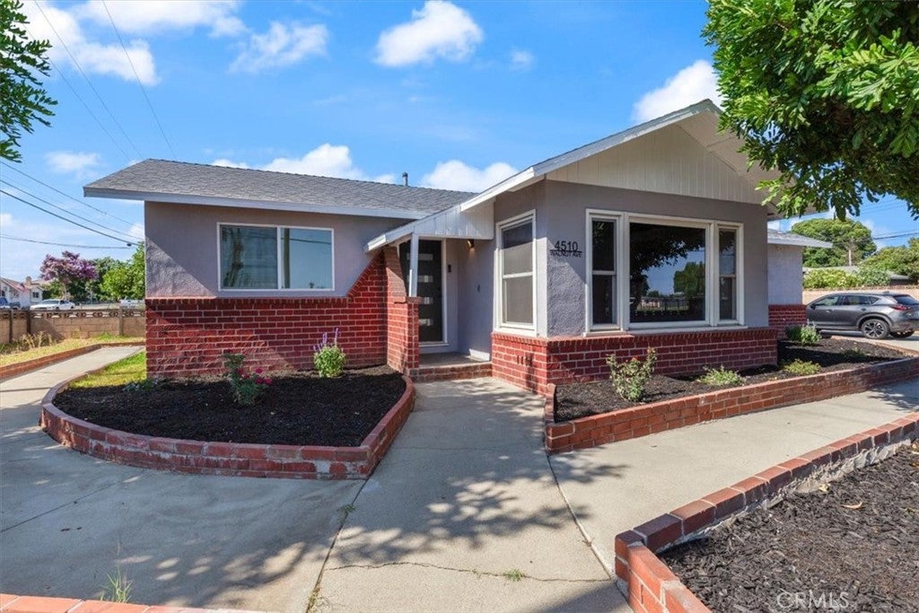 4510 Walnut AVE, Chino CA 91710