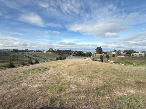 Photo of 5725 Silverado, Paso Robles, CA 93446 (MLS # NS25256620)