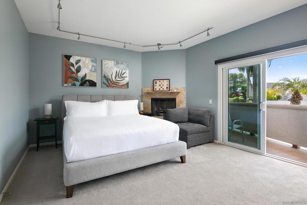 Pacific Beach - Residential Lease