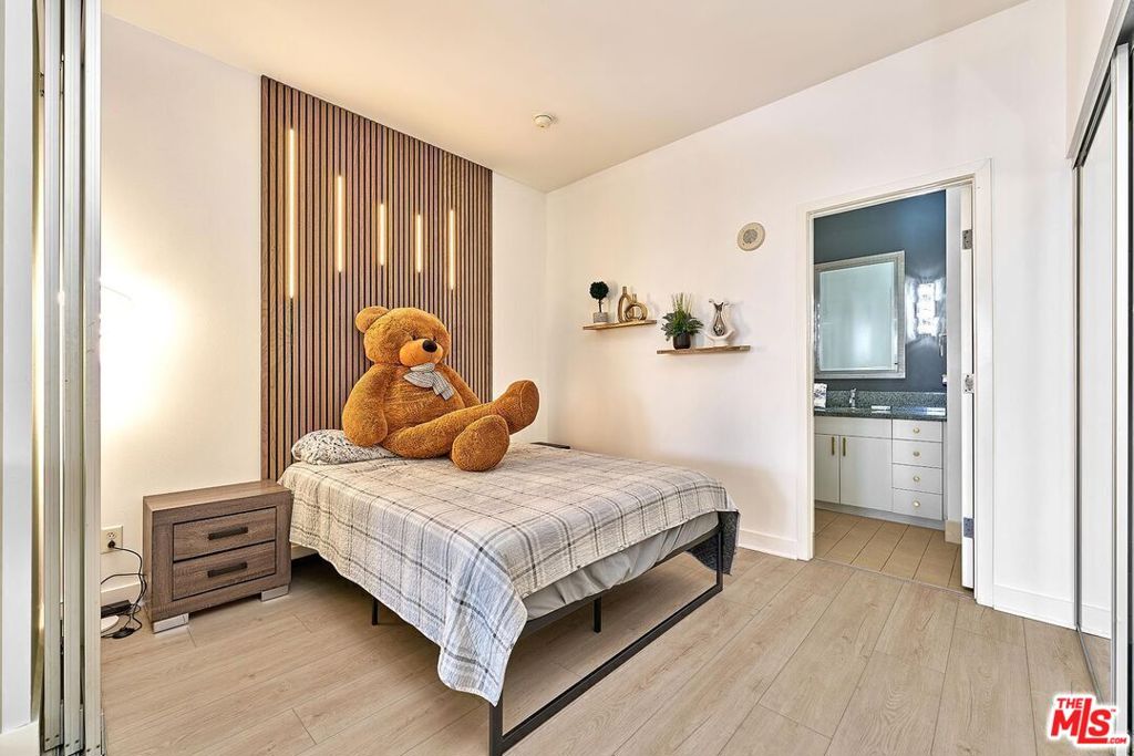 3810 Wilshire Boulevard 408