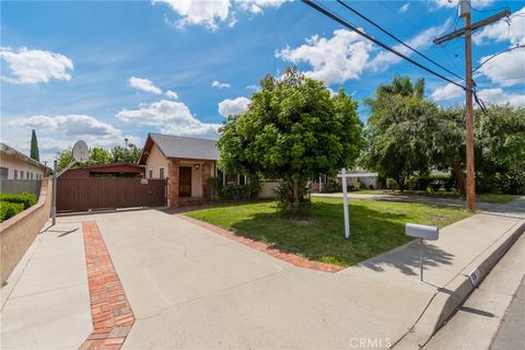 Photo of 836 Jarrow Ave, Hacienda Heights, CA 91745 (MLS # DW26087725)