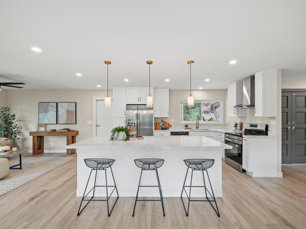 14793 Penasquitos Dr