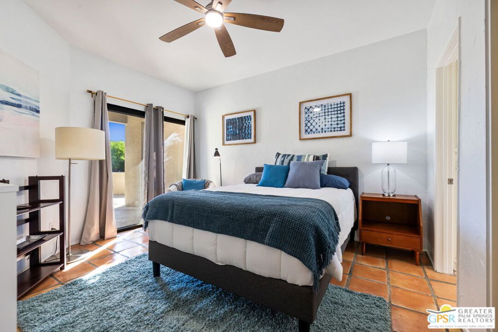 Villa Caballeros - Residential