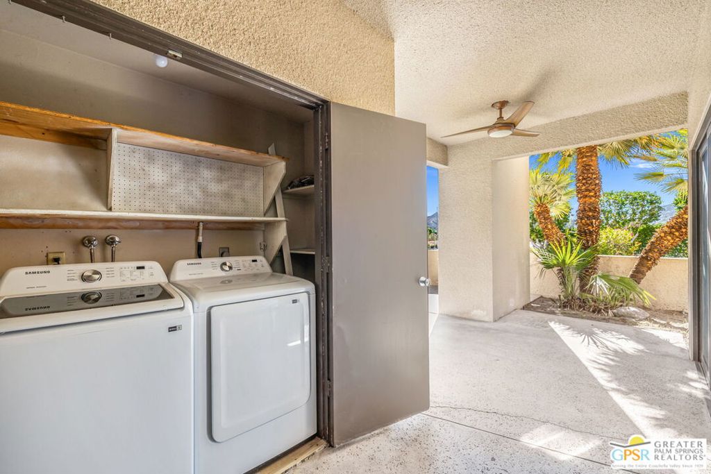 Villa Caballeros - Residential