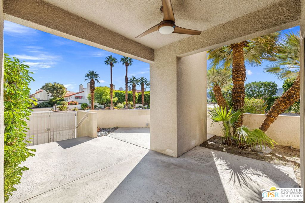 Villa Caballeros - Residential