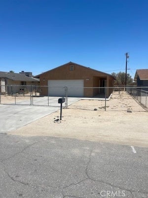 6627 SMOKETREE AVE, TWENTYNINE PALMS, CA 92277 - Image 73c6aa8e6501b07dd60acecc6a5f2bb9/353408962