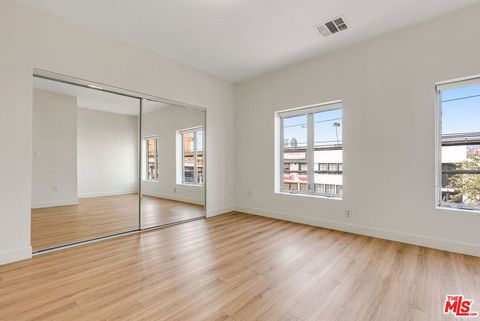 Photo of 6212 Santa Monica Boulevard #B, Los Angeles, CA 90038 (MLS # 26669623)