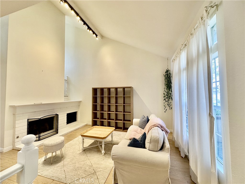 Cambridge Court (CC) - Residential Lease