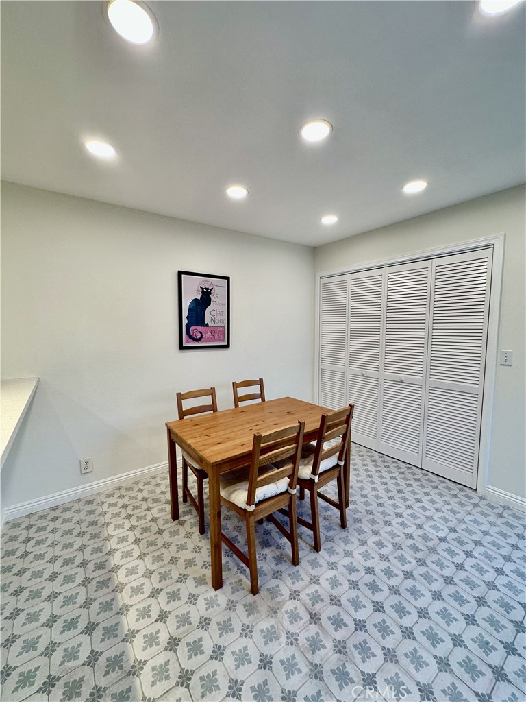 Cambridge Court (CC) - Residential Lease