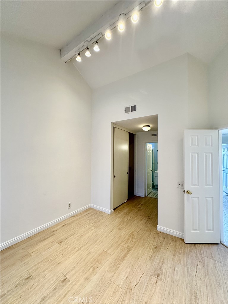 Cambridge Court (CC) - Residential Lease