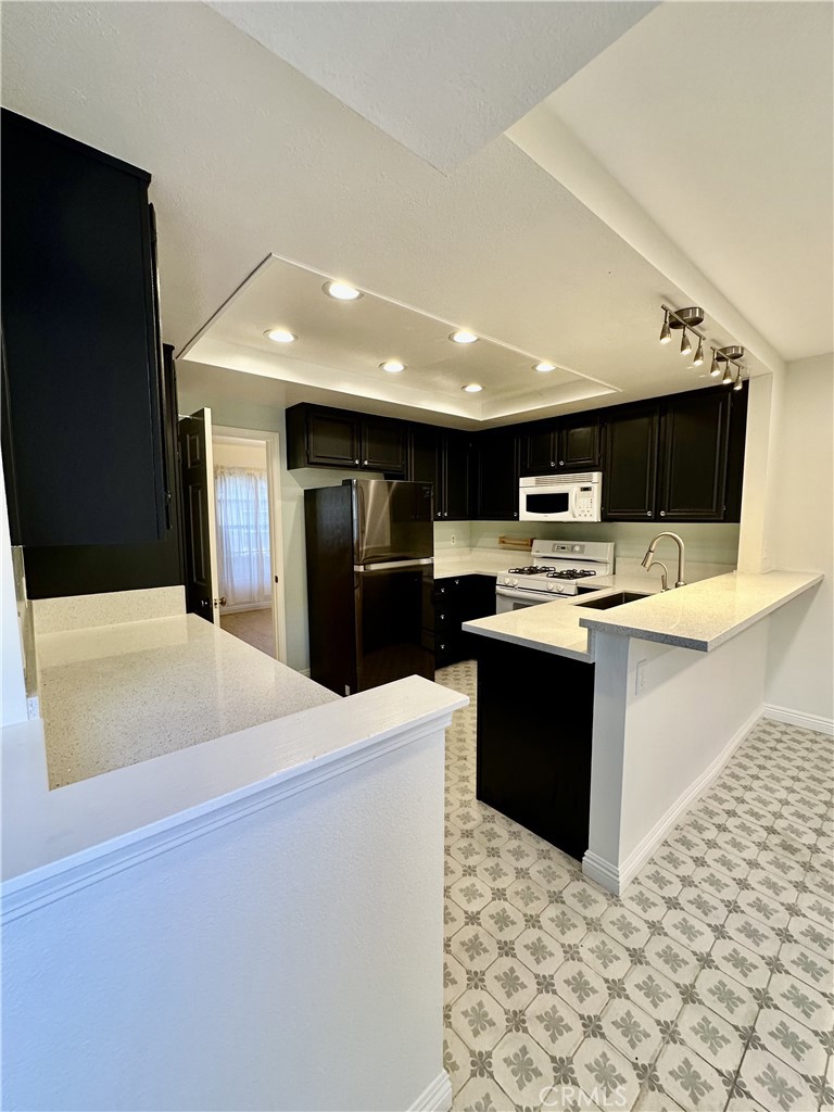 Cambridge Court (CC) - Residential Lease