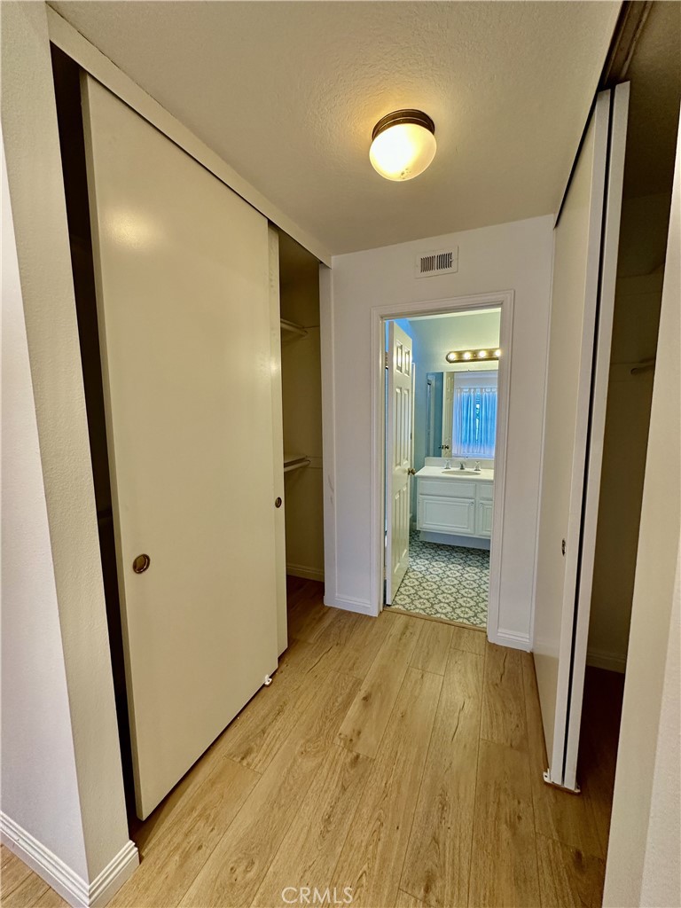 Cambridge Court (CC) - Residential Lease