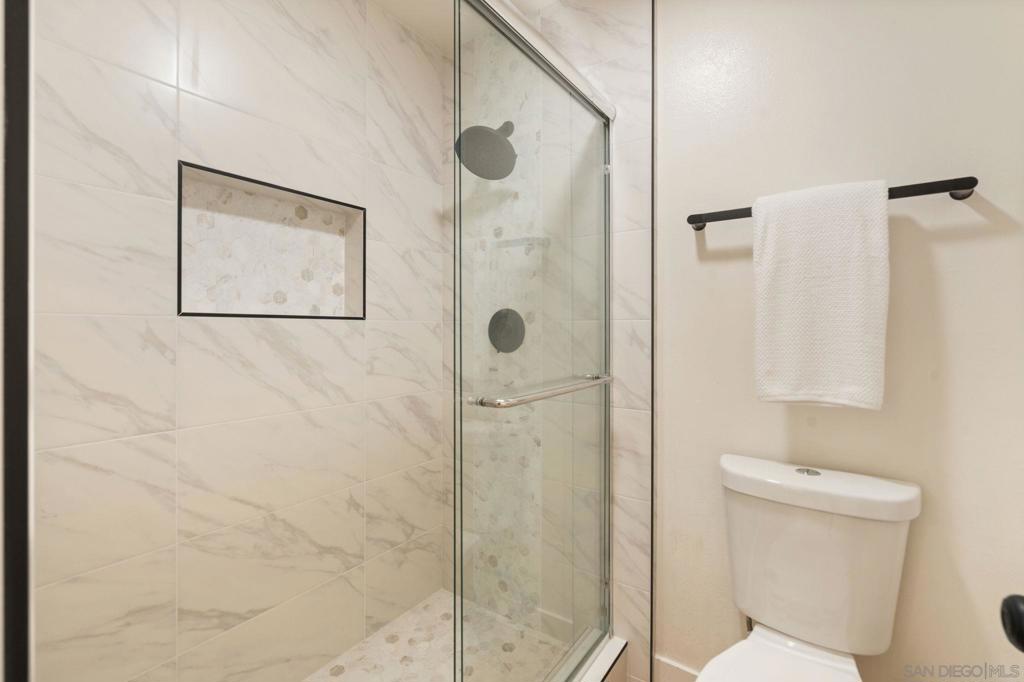 Del Cerro - Residential