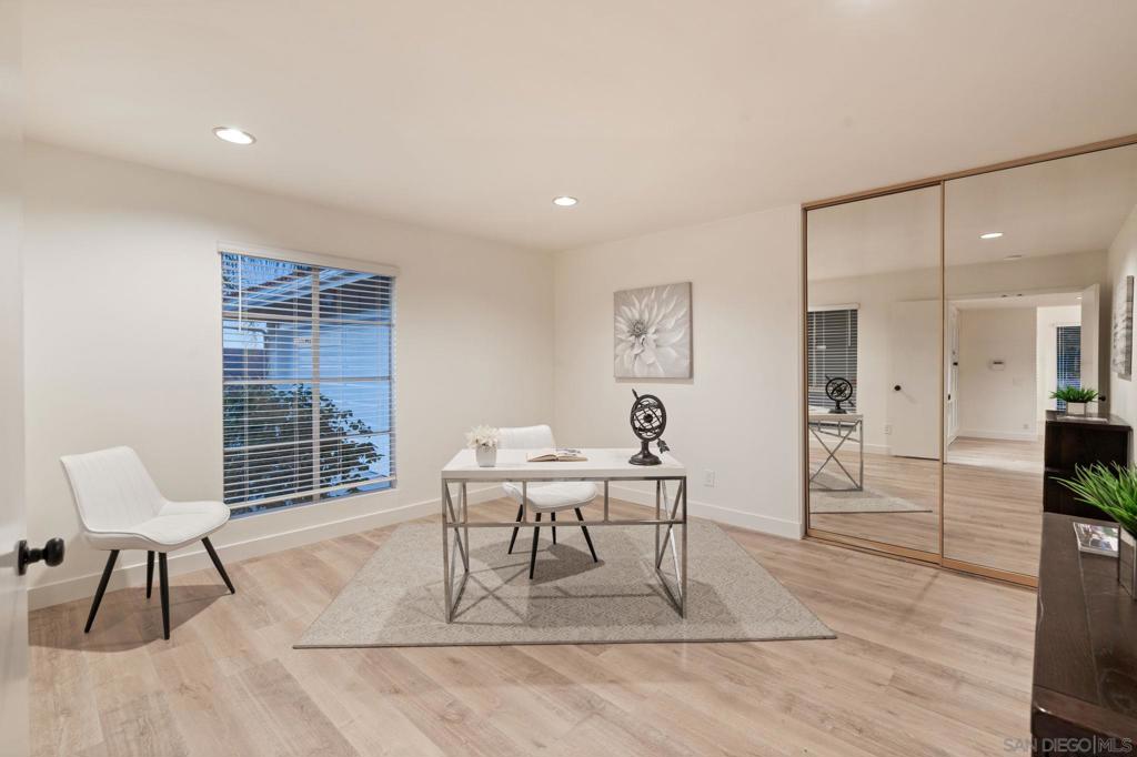 Del Cerro - Residential