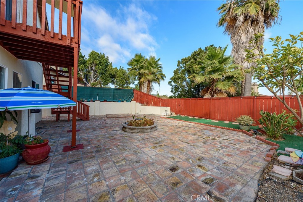 1048 Camino Del Sol