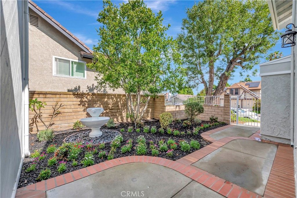 Photo of 25511 Alisal Ave Ave, Laguna Hills, CA 92653 (MLS # OC26070203)