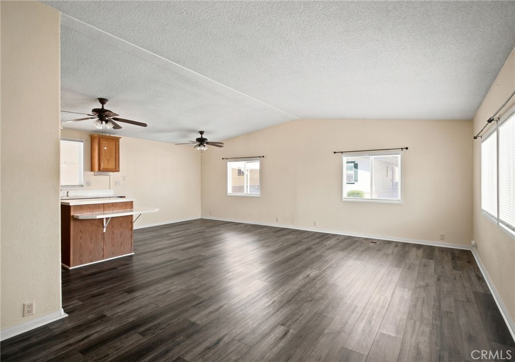 2140 Mentone 152