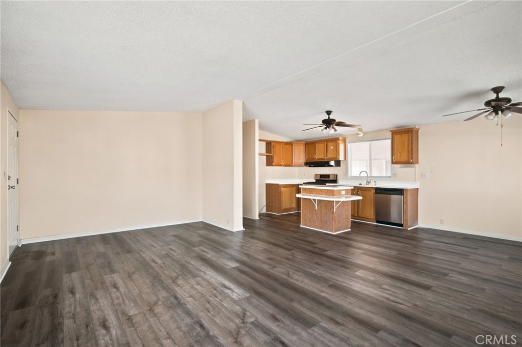 2140 Mentone 152