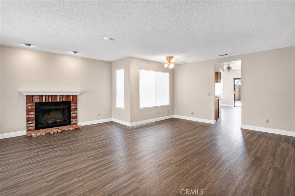 12461 Emeraldstone