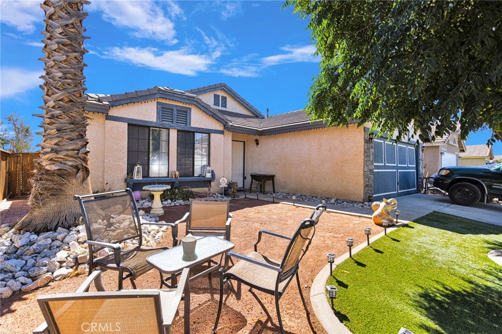 12461 Emeraldstone