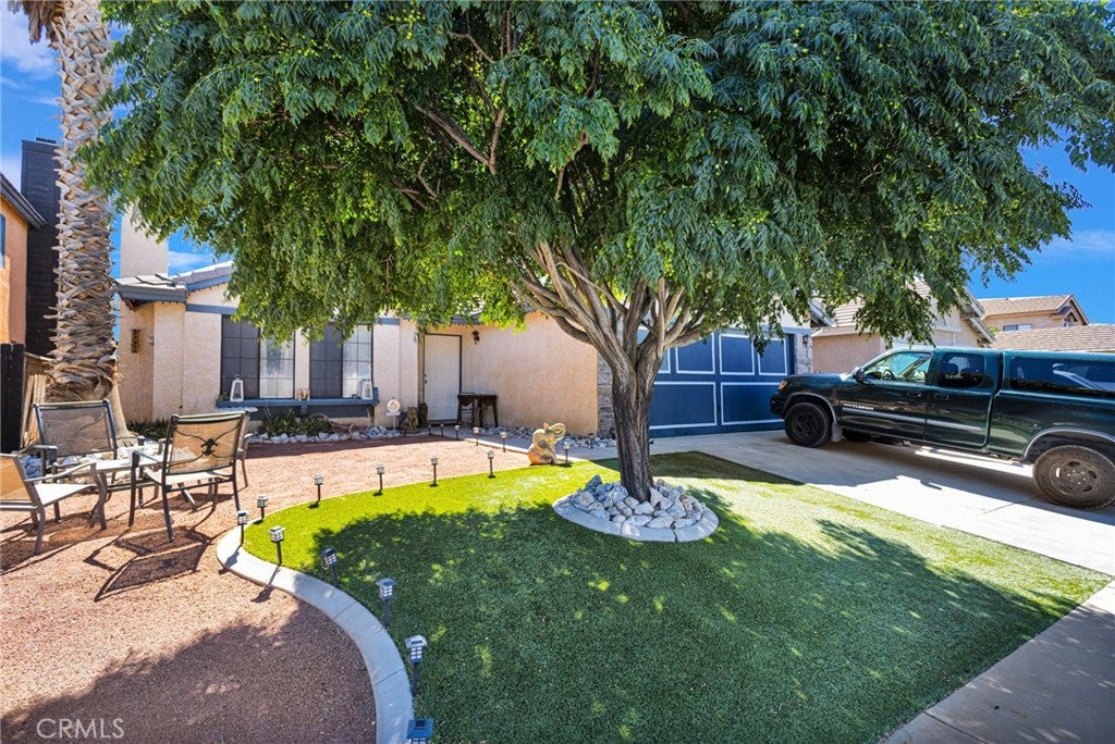 12461 Emeraldstone