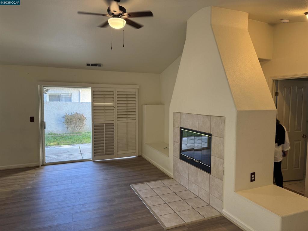 SPANOS PARK - Residential