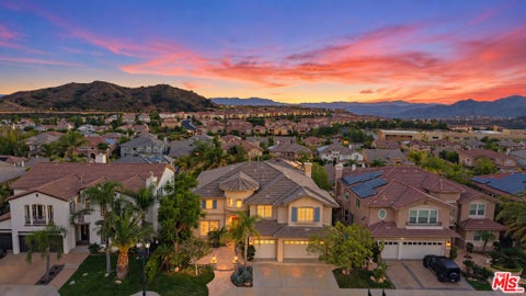 Photo of 20362 Via Galileo, Porter Ranch, CA 91326 (MLS # 26999343)