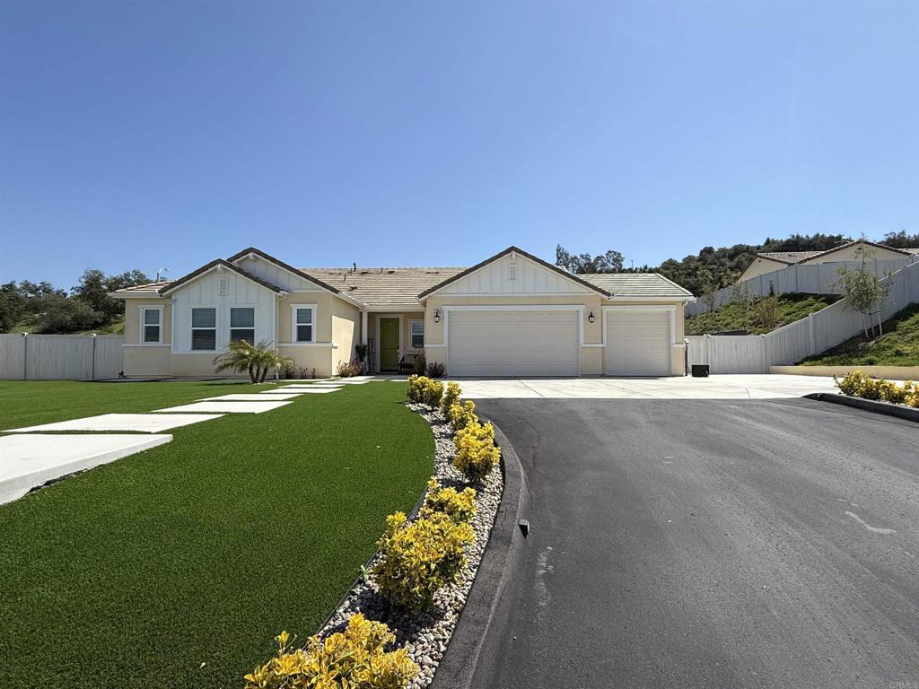 27983 Evergreen Way