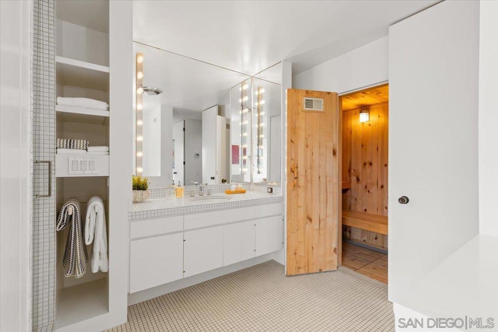 La Jolla - Residential Lease