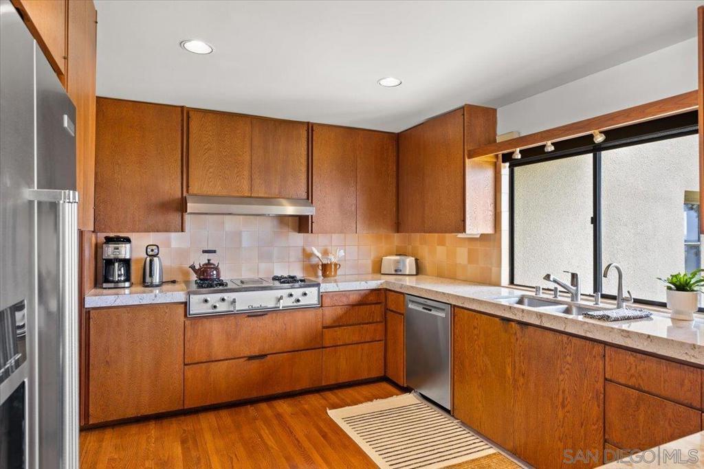 La Jolla - Residential Lease