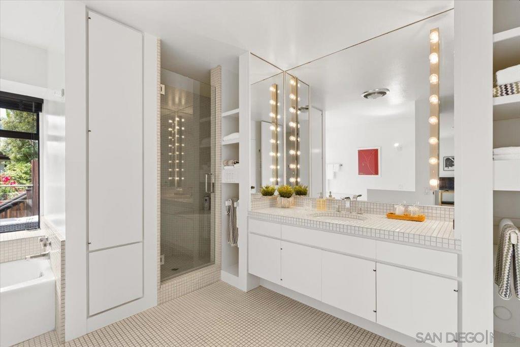 La Jolla - Residential Lease